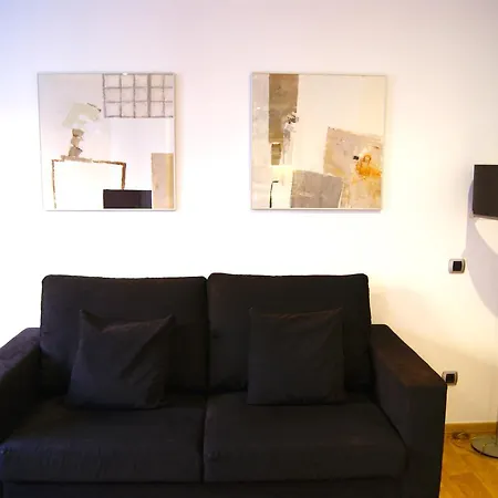 Apartamento Places4stay Ramblas 2bd Barcelona